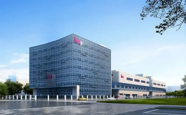 霍建宁打辅助，李嘉诚家族攒下1600亿现金